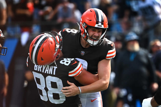 Done deal: Browns signs American football placekicker.