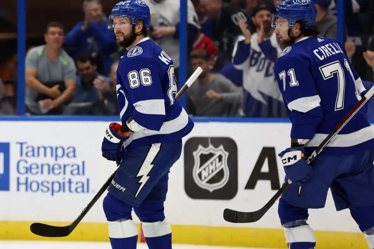 Just In: Lightning to continue keeping their money on ice winning.