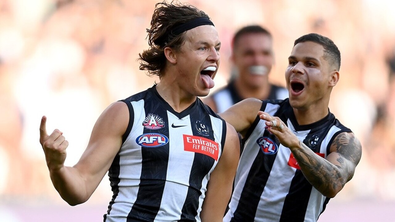 FLASH: I want to leave, Collingwood’s star insists says his contract should be terminated.