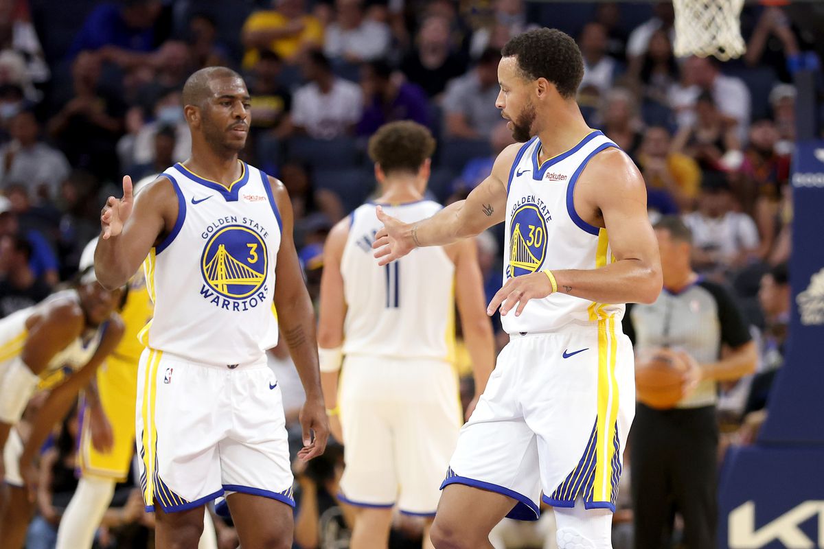 GOOD NEWS: Warriors Star wins the PBWA’s Magic Johnson Award.