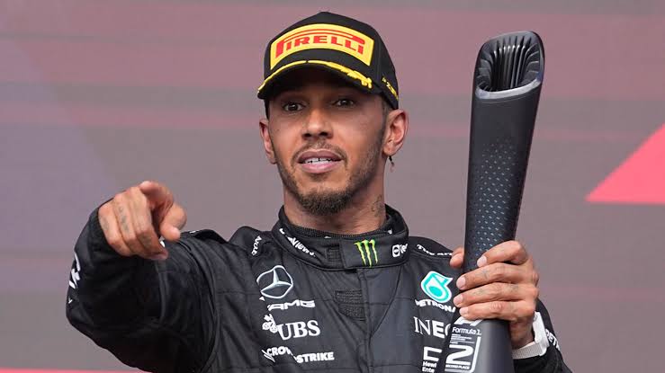 Heartbreaking: Lewis Hamilton just announce unexpected announcement