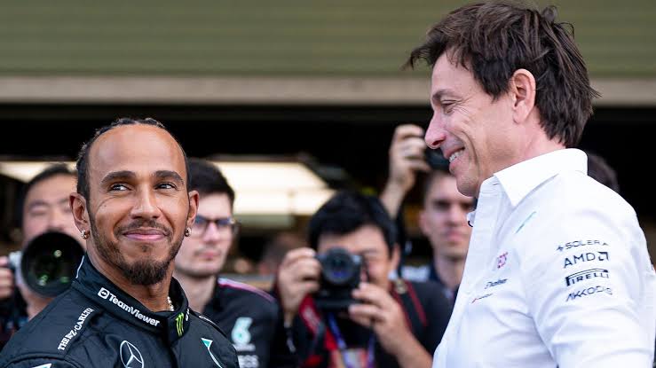 Breaking: Mercedes principle Toto Wolff’s offer F1 world champion Lewis Hamilton $110 million deal not to leave… See Details…