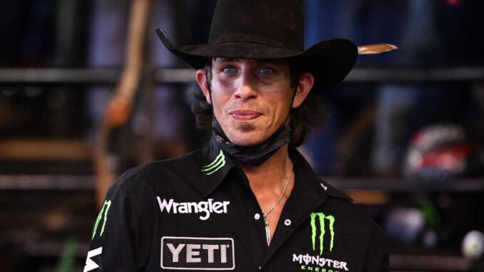 R. I. P Bull Riders star,J.B. Mauney just left us at the age 38 so sad……