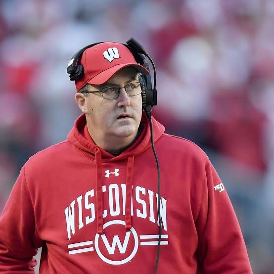 Sad news: The sports world is mourning the loss of Paul Chryst former head coach of the Wisconsin Badgers see more………